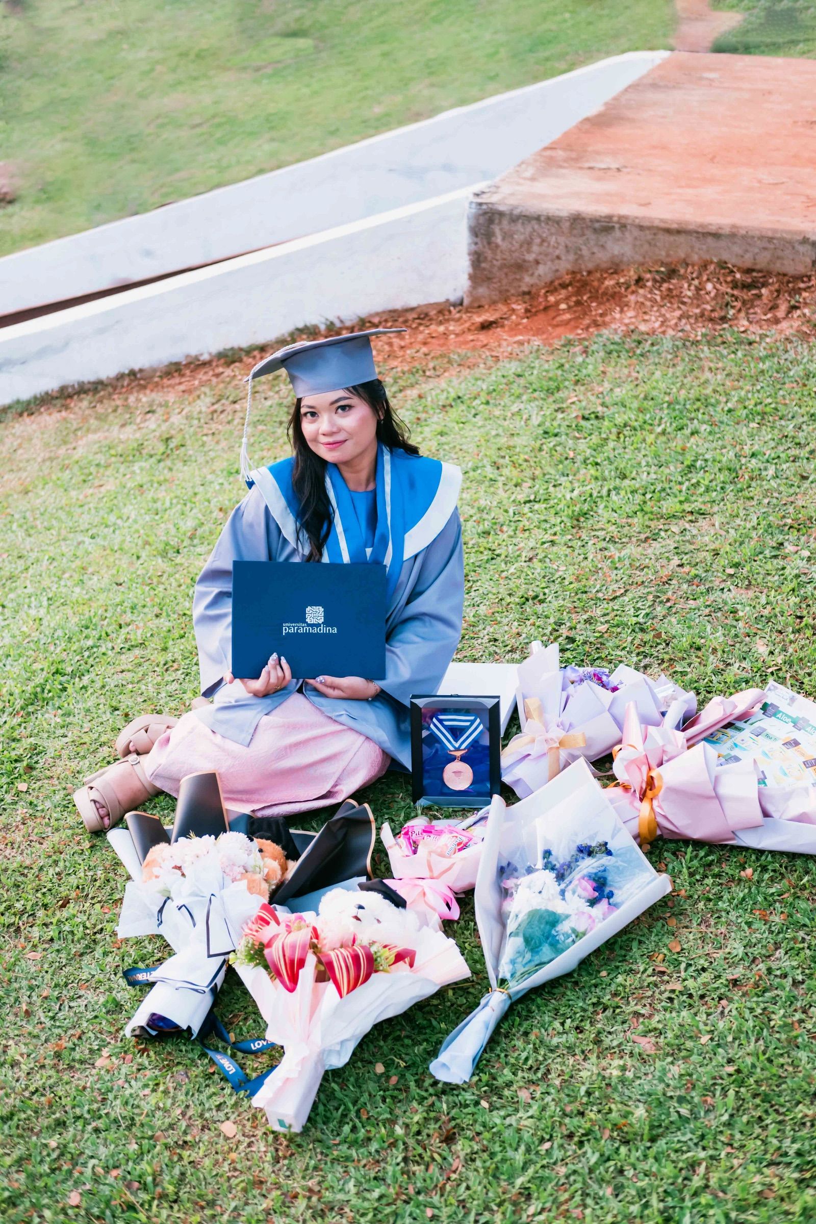 Cindy's Graduation — plate 03