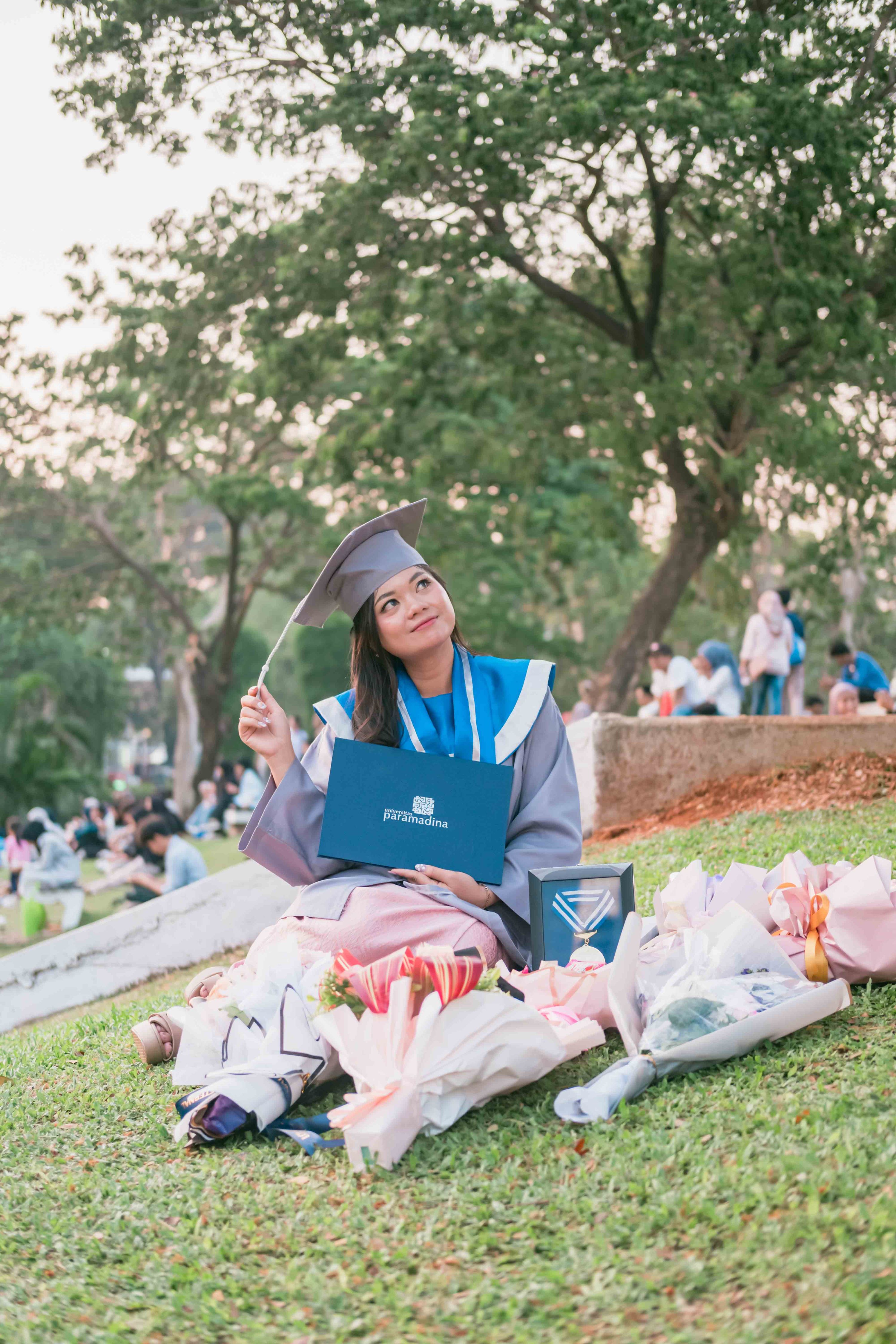 Cindy's Graduation — plate 05