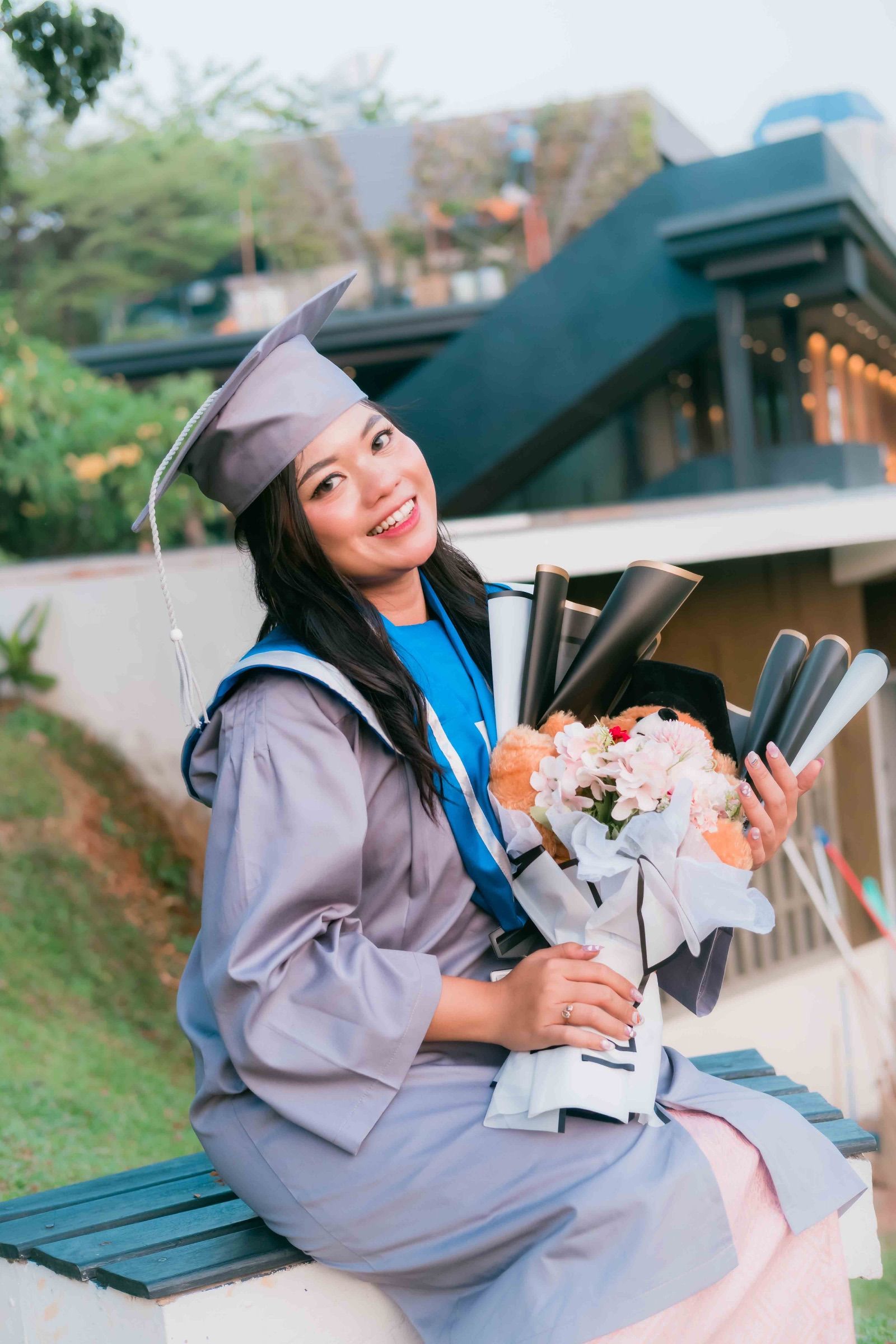 Cindy's Graduation — plate 13